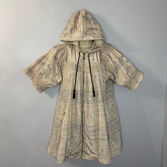 Prada Short Sleeve Blue Nylon Rain Jacket Full Zip Coat Cream Blue Womens 36 - 6 - Picture 1 of 12